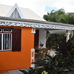  Hébergement de vacances Maison Saphir